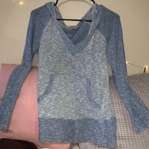 🛑SOLD🛑.      Blue long sleeve shirt with hood!!